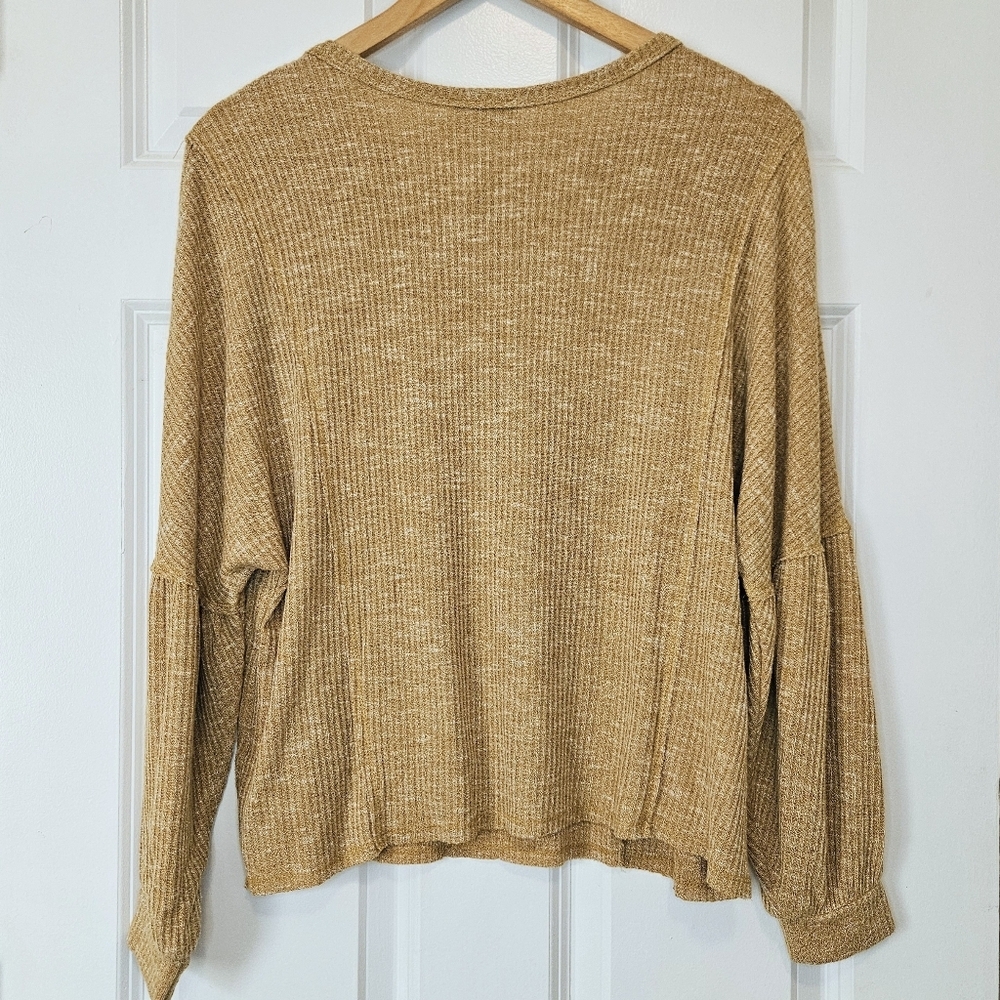 Good Luck Gem Yellow Gold Ribbed Balloon Sleeve Top M - Picture 6 of 6